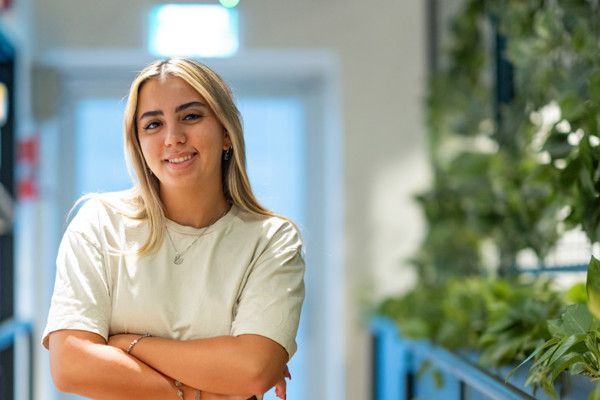 נציג/ת מידע ושירות מכבי מודיעין